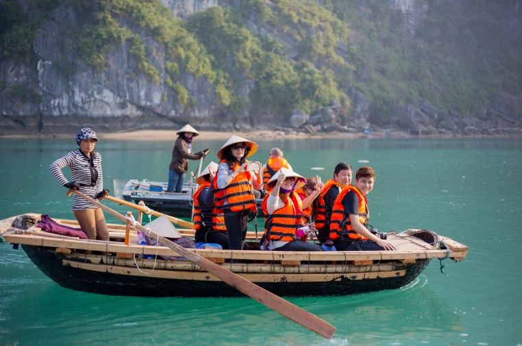 Du lịch Hạ Long Bay 1 NGÀY (4 tiếng) hoặc (6tiếng )5