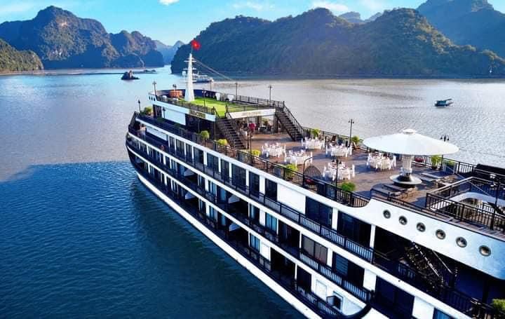 Rita Premium Cruise 5 Star Ha Long – Lan Ha Bay 2D1N1